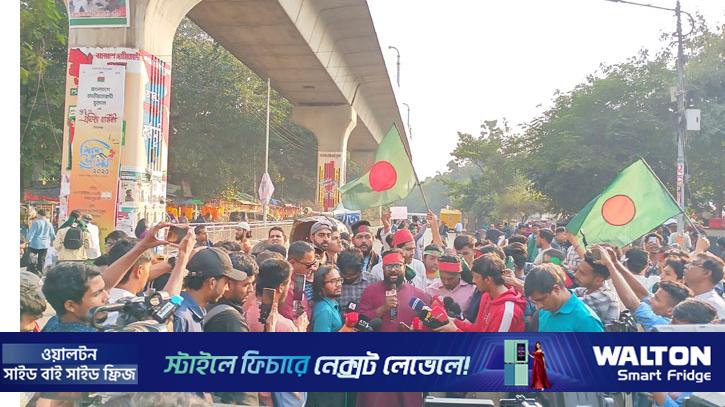 ব্লকেড প্রত্যাহার, শাহবাগে যান চলাচল স্বাভাবিক 