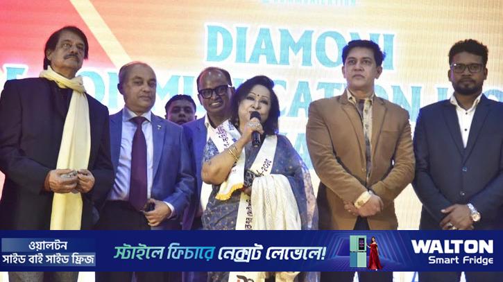 আজীবন সম্মাননা পেলেন আনোয়ারা-রফিকুল-আবিদা