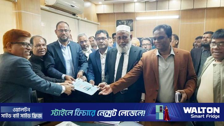 টাঙ্গাইলে একসঙ্গে বিএনপির মনোনয়ন ফরম সংগ্রহ করলেন দুই ভাই