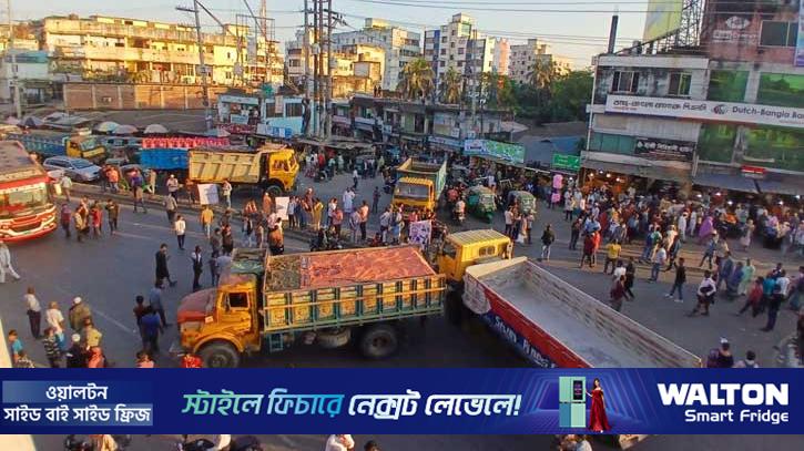 ফেনী বিএনপিতে অন্তঃকোন্দল: মিন্টুর গাড়িবহরে হামলা 