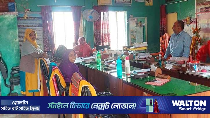 শিক্ষকদের কর্মবিরতি: ঝিনাইদহে ৪৬২ প্রাথমিক বিদ্যালয়ে বার্ষিক পরীক্ষা হয়নি