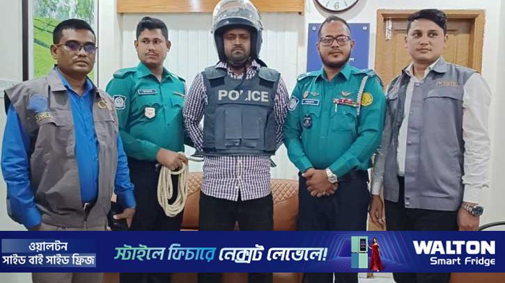 সিলেটে পুলিশ কর্মকর্তাকে ছুরিকাঘাত: ছাত্রলীগ নেতা গ্রেপ্তার