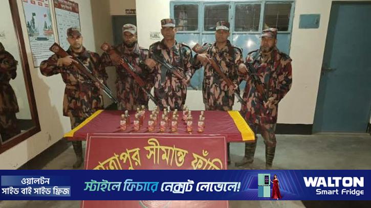 কুড়িগ্রামে বিজিবির অভিযানে মাদক ও মোটরসাইকেল জব্দ 