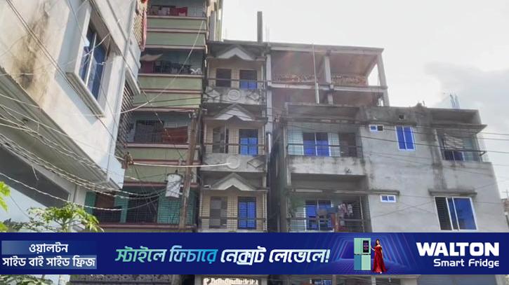 ধামরাইয়ে হেলে যাওয়া সেই ভবনটি আরো কাৎ হয়ে পড়ল
