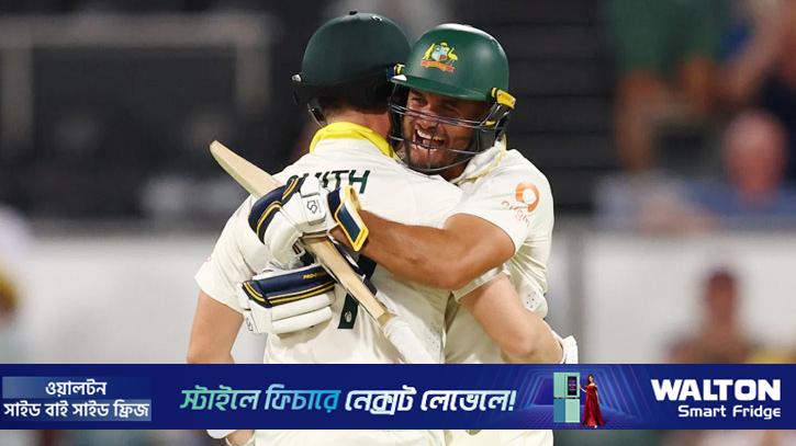 চতুর্থ দিনেই ৮ উইকেটের জয়ে ২-০ ব্যবধানে এগিয়ে অস্ট্রেলিয়া