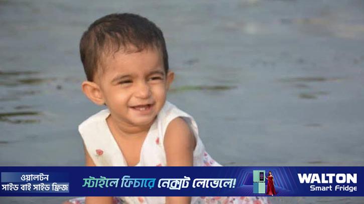 হোমনায় এসিল্যান্ডের গাড়িচাপায় শিশুর মৃত্যু