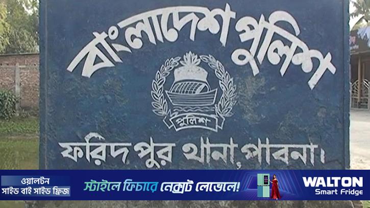 পরীক্ষা নিতে বাধা, শিক্ষকের মাথা ফাটালেন যুবদল নেতা 