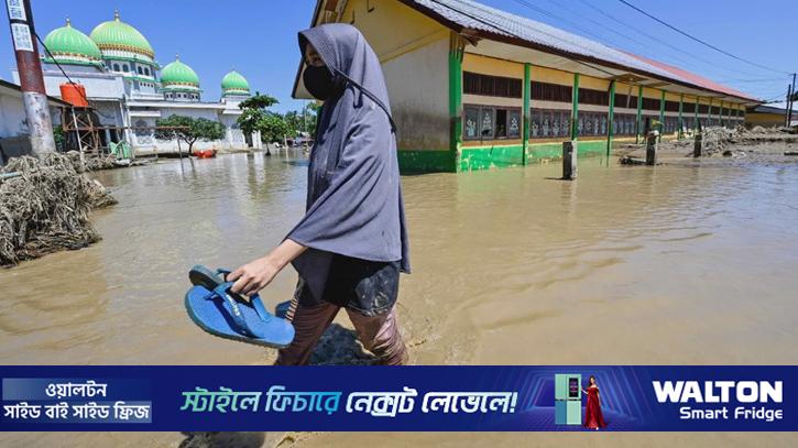 ইন্দোনেশিয়ায় বন্যায় মৃতের সংখ্যা ৬০০ ছাড়াল