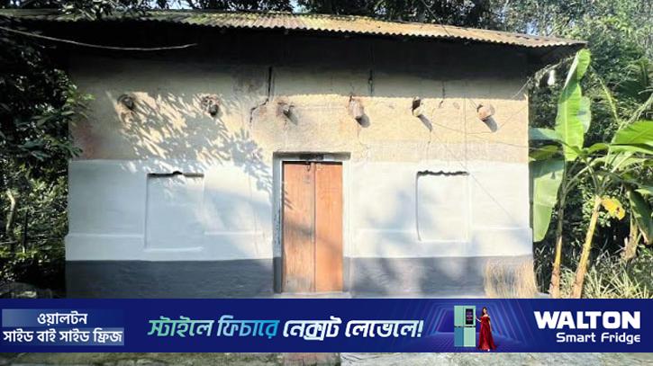 নরসিংদীর পলাশে এখনো টিকে আছে কোঠাঘর