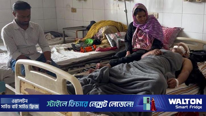 গাজীপুরে ছিনতাইকারীর ছুরিকাঘাতে ২ পুলিশ সদস্য আহত