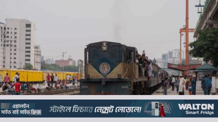 ঢাকায় ট্রেনে কাটা পড়ে নিহত ১