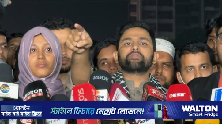 গুলিবিদ্ধ হাদির মঞ্চ: ‘প্রতিদ্বন্দ্বী থেকে আ.লীগ- সন্দেহে সবাই’