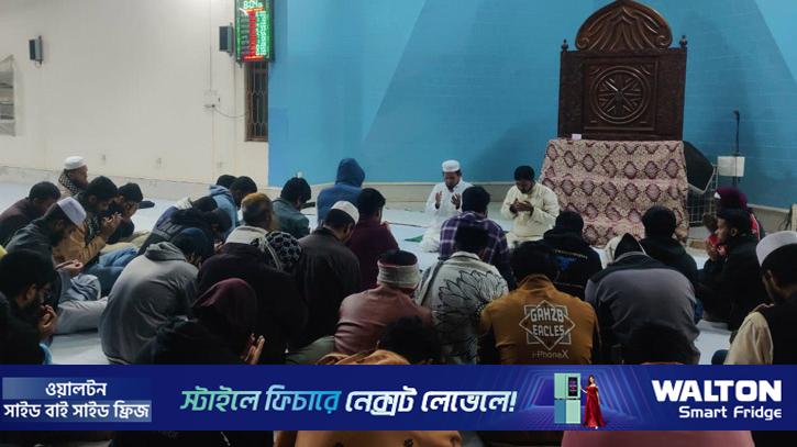 ওসমান হাদির সুস্থতা কামনায় বাকৃবি শিবিরের বিশেষ দোয়া