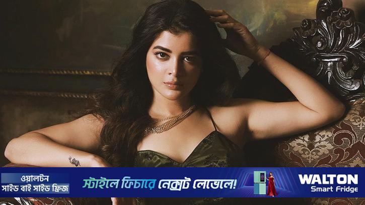 রাজবাড়িতে বসবে মধুমিতার বিয়ের আসর!