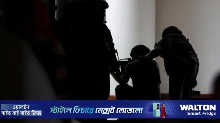 ফিলিপাইনের সিনেট ভবনে গুলি