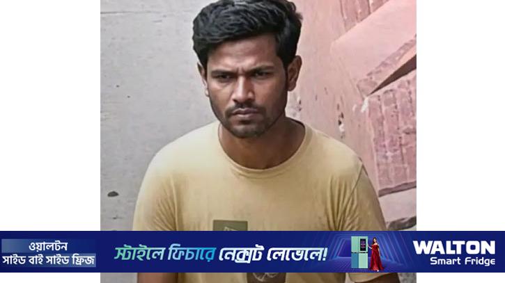 স্কুলছাত্রীর সামনে অশ্লীল অঙ্গভঙ্গি, যুবক গ্রেপ্তার