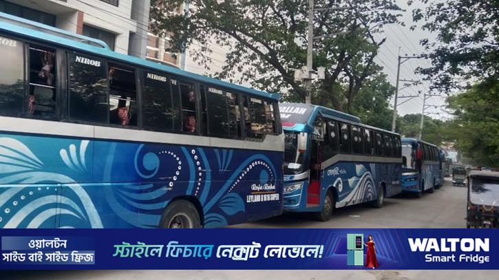 ভাড়া নিয়ে তর্কের জেরে শিক্ষার্থীদের মারধর, ১১ সেলফী বাস আটক