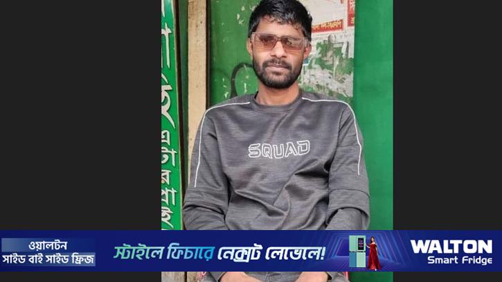 বৃষ্টির মধ্যে বৈদ্যুতিক খুঁটি স্পর্শ, প্রাণ গেল যুবকের
