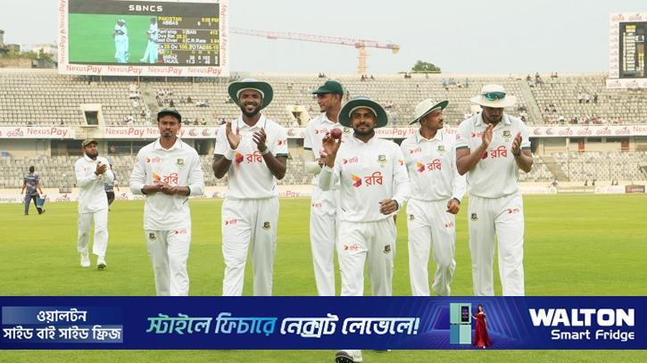 বৃষ্টির দিনে মিরাজ দিলেন স্বস্তি