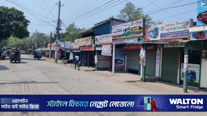 চাঁপাইনবাবগঞ্জ থেকে সব রুটের বাস চলাচল বন্ধ