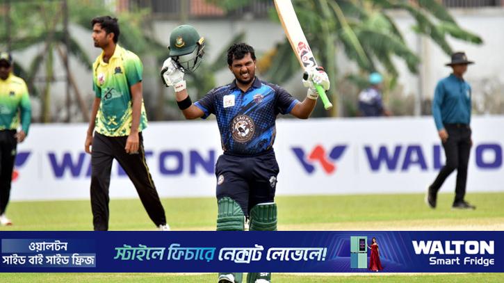 নাঈমের ১৪৫, জাকিরের ১৩৭ রান; আবাহনী-মোহামেডানের ম্যাচ রিজার্ভ ডেতে
