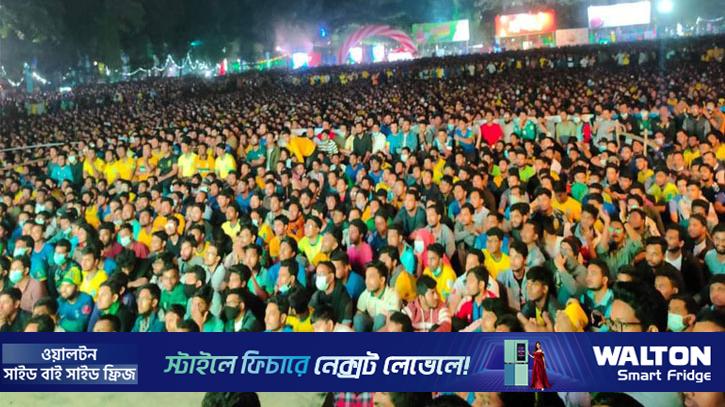 ঢাবির মুহসীন হলে বিশ্বকাপ প্রদর্শনী ঘিরে দ্বন্দ্ব