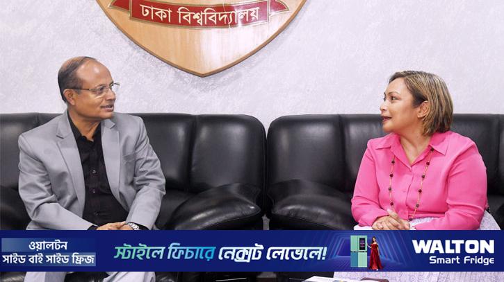জলবায়ু ইস্যুতে ঢাবি উপাচার্যের সঙ্গে সুইডেন দূতাবাসের প্রতিনিধির সাক্ষাৎ