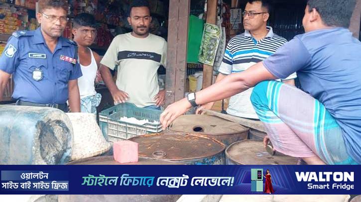 নোয়াখালীতে ৩ হাজার লিটার ডিজেল উদ্ধার, গ্রেপ্তার ১