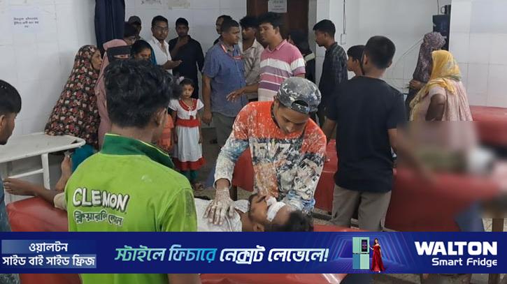 গোপালগঞ্জে ইজিবাইকে ধাক্কা দিল বাস, শিশু নিহত