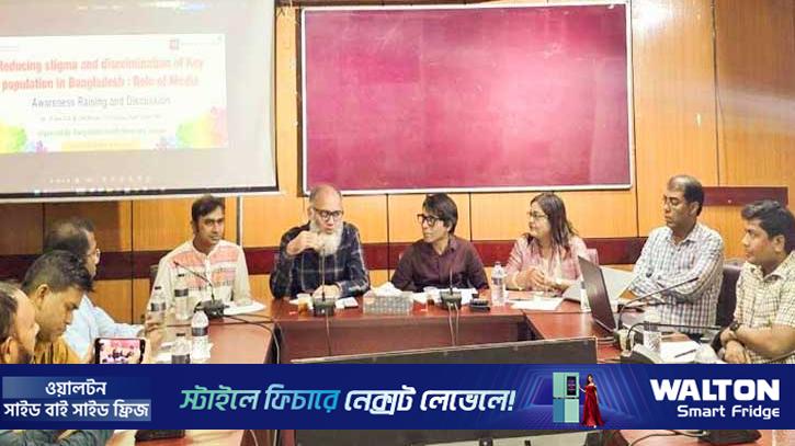এইডসে মৃত্যু বাড়ছে, ৪১ জেলায় নেই পরীক্ষার সুযোগ