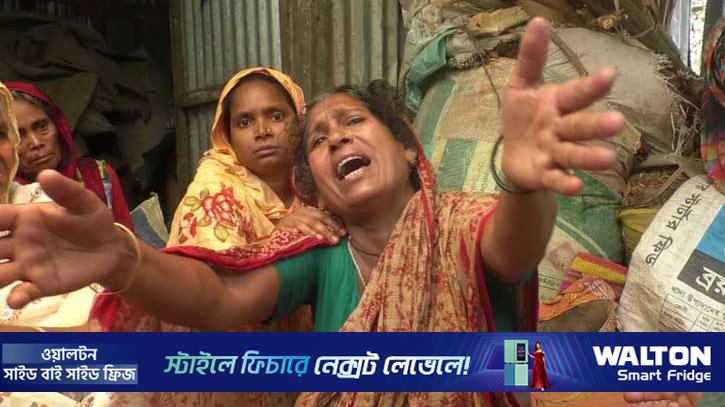 গাজীপুরে ৫ খুন: গোপালগঞ্জে গ্রামের বাড়িতে মাতম