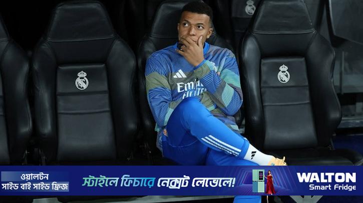 বেঞ্চে এমবাপ্পে, গ্যালারিতে দুয়ো -বিস্ফোরক দাবি ফরাসি তারকার