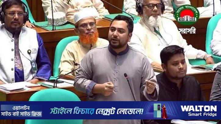 ঢাবি সাংবাদিকদের ওপর হামলা, মামলা না নেওয়ায় সংসদে প্রশ্ন নাহিদের