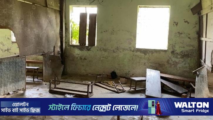 দিনে স্কুল, রাতে মাদকের আস্তানা