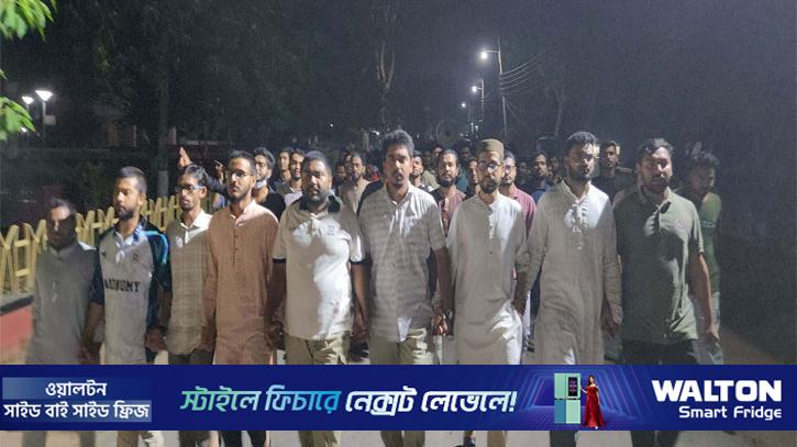 ঢাবি সাংবাদিকদের ওপর হামলার ঘটনায় শাবি-রাবিতে প্রতিবাদ