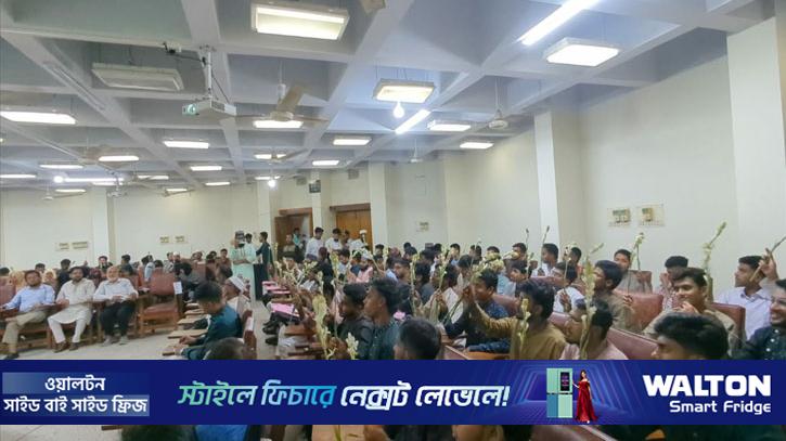নবীনদের পদচারণায় মুখর রাবি ক্যাম্পাস