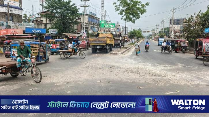থমকে আছে ঢাকা-বরিশাল মহাসড়ক ৬ লেনে উন্নীত প্রকল্প