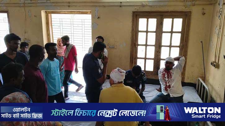 পাবনায় ইউপি মার্কেটের পজিশন বরাদ্দ নিয়ে সংঘর্ষ, আহত ১০