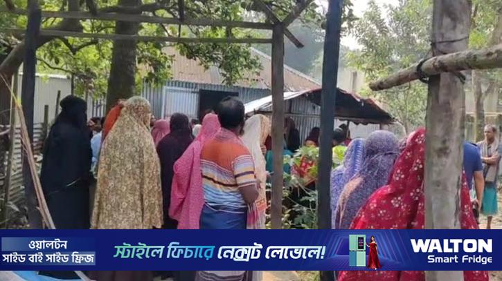 সিরাজগঞ্জে দুগ্ধ সমিতির সাবেক ম্যানেজারকে কুপিয়ে হত্যা, স্ত্রী আহত