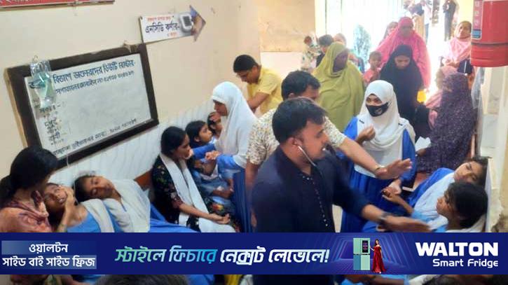 পাবনায় হঠাৎ করে ছাত্রীরা অসুস্থ, ৬৫ জন হাসপাতালে 