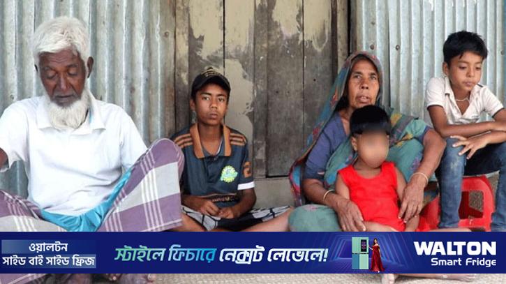 ১০ বছরের জুনায়েদের কাঁধে সংসারের ভার