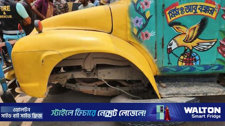 সাভারে ট্রাকচাপায় পথচারী নিহত