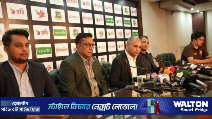 আনন্দ ছুঁয়ে গেছে তাদেরও