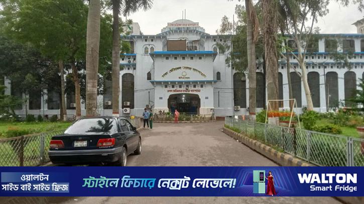 যাত্রাবাড়ীতে গাড়ির ধাক্কায় নিহত ১
