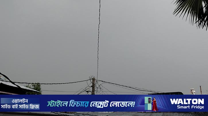 চার সমুদ্রবন্দরে ৩ নম্বর সতর্ক সংকেত