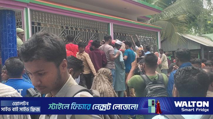 কাপাসিয়ায় পাঁচজনকে হত্যা: গৃহকর্তা পলাতক
