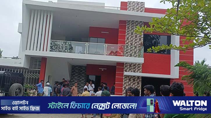কুড়িগ্রামে প্রবাসীর বাড়িতে অগ্নিসংযোগ, স্বর্ণালঙ্কার ও টাকা লুট