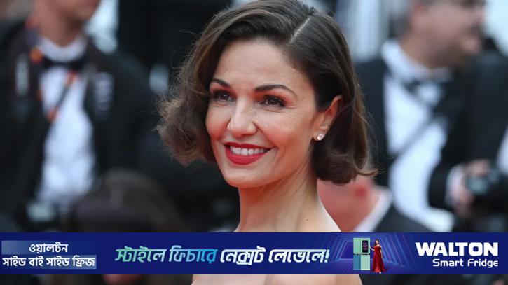 অচেতন অবস্থায় উদ্ধার করা অভিনেত্রী মারা গেছেন