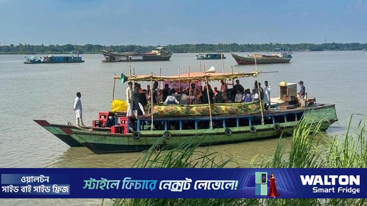কর্ণফুলী বাঁচাতে ‘বিনি সুতার মালা’, নদী দখলমুক্ত না হলে আন্দোলন