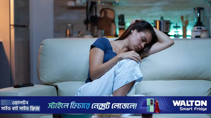 যে ৫ ভুলের কারণে খাওয়ার পরেই ঘুম আসে
